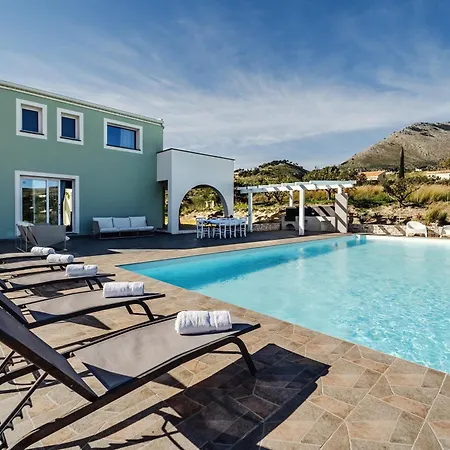 Esclusiva Vista Mare Con Piscina Privata Villa *